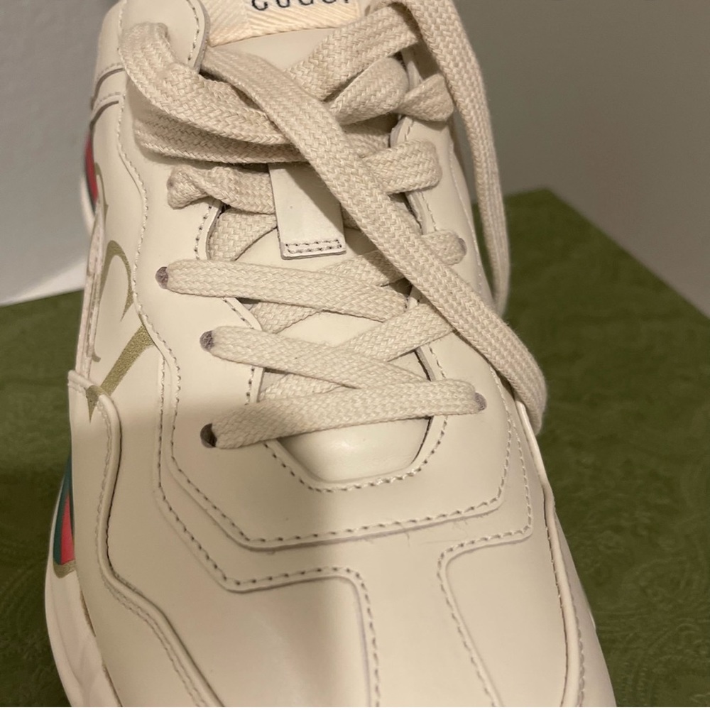 New Gucci sneakers - Picture 3 of 4
